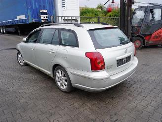 Toyota Avensis Wagon 2.0 D-4D picture 2