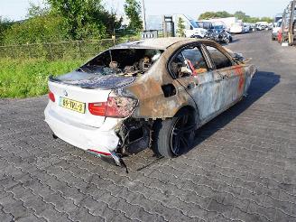 Uttjänta bilar auto BMW 3-serie 320i 2012/3