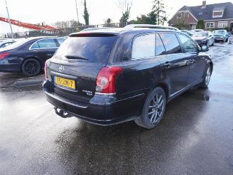 Damaged car Toyota Avensis Wagon 2.2 D-4D 2009/6