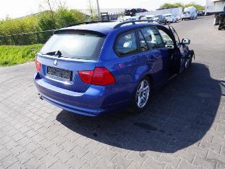 demontáž osobní automobily BMW 3-serie Touring 318i 2009/1