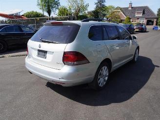 krockskadad bil auto Volkswagen Jetta Variant 2.5 2012/1
