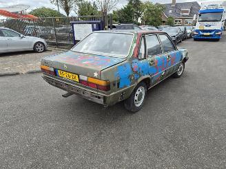 Vaurioauto  passenger cars Audi 80 1.6 LS,GLS,CL,GL (YN) 1979/8