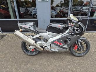 skadebil motor Aprilia RSV mille  1999/4
