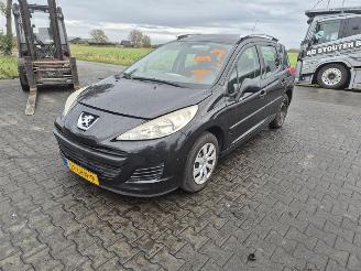 Peugeot 207 SW 1.4 16v picture 3