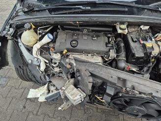 Peugeot 308 1.6 Vti picture 9