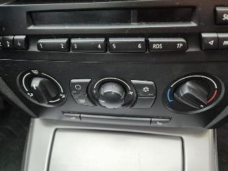 BMW 3-serie 318i picture 6