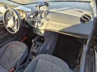 Seat Ibiza 1.2tdi picture 5