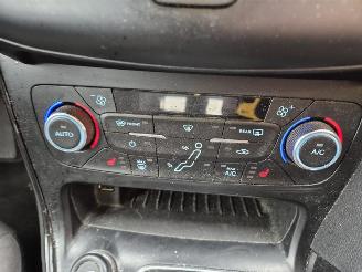 Ford Focus wagon 1.5 TDci picture 8