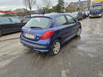 skadebil auto Peugeot 207 1.6 16V 2006/8