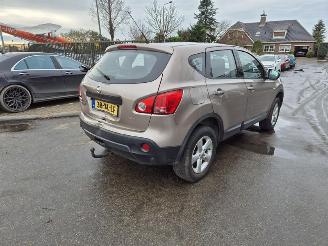krockskadad bil auto Nissan Qashqai 1.6 16v 2007/7