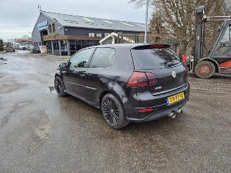 Volkswagen Golf 1.6 FSi picture 2