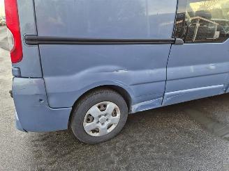 Opel Vivaro 2.5 CDTi DC picture 6