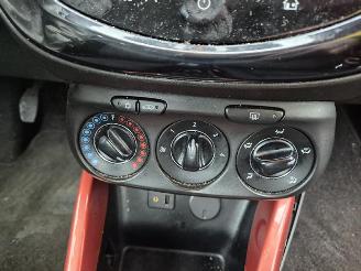 Opel Adam 1.2 16v picture 6