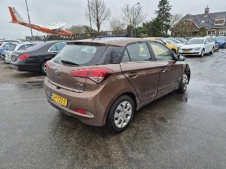 Voiture accidenté Hyundai I-20 1.2 i 2015/6