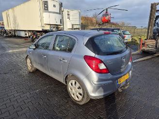 Opel Corsa 1.2 16v picture 2