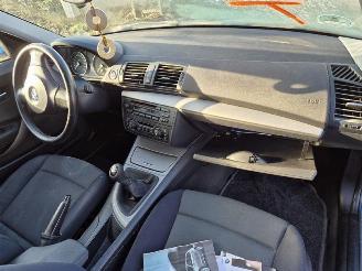 BMW 1-serie 116i picture 5