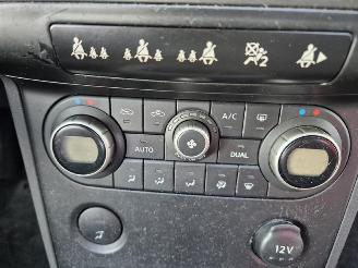 Nissan Qashqai 2.0 16v picture 6