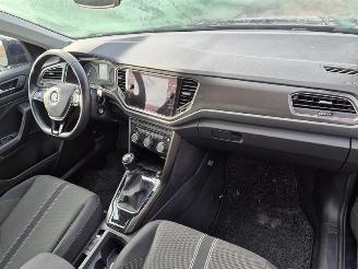 Volkswagen T-Roc 1.5 TSi picture 8