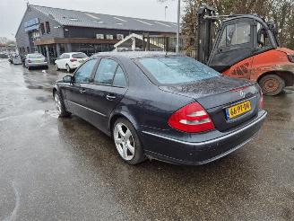 Mercedes E-klasse E 240 picture 2