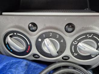 Suzuki Alto 1.0 picture 7