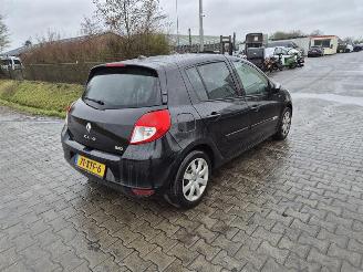 Uttjänta bilar auto Renault Clio 1.5 dCi 2012/9