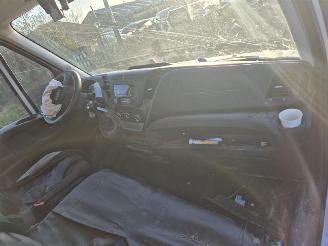 Iveco New daily 33 picture 5