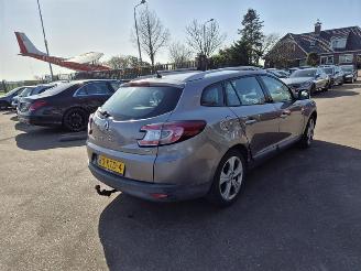 Schadeauto Renault Mégane Grandtour 1.4 16v TCe 2010/2