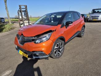 Renault Captur 0.9  TCe picture 3