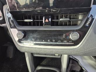 Toyota Corolla Cross 1.8 Hybrid picture 6