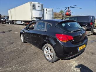 Opel Astra 1.4 picture 2