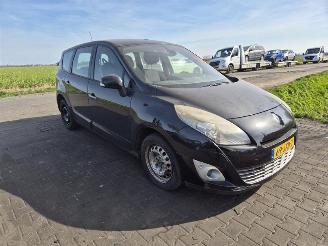 Renault Scenic 1.6 16v picture 4