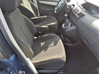 Citroën C4 PICASSO 1.6 Vti picture 8