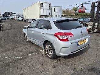 Citroën C4 1.4 VTi picture 2