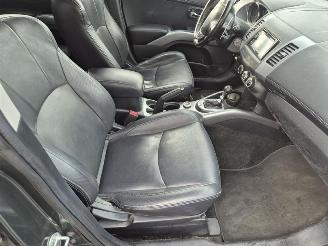 Peugeot 4007 2.2 HDiF picture 8