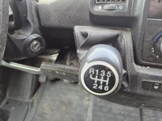 Peugeot Boxer 2.2 HDi picture 12