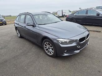 BMW 3-serie 316d Touring picture 4