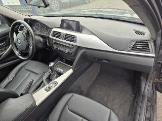 BMW 3-serie 316d Touring picture 5