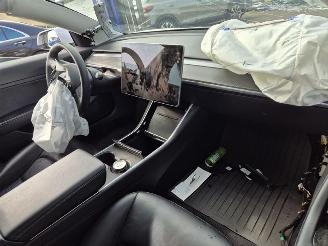 Tesla Model 3 Sedan Long Range AWD picture 10