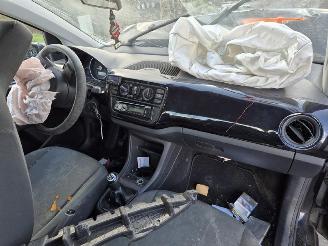 Volkswagen Up! 1.0 12v picture 5