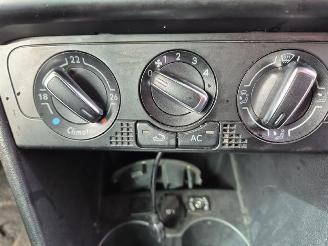 Volkswagen Polo 1.2 TDi picture 6