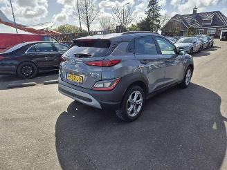 Schadeauto Hyundai Kona 1.0 T Hybrid 2022/8