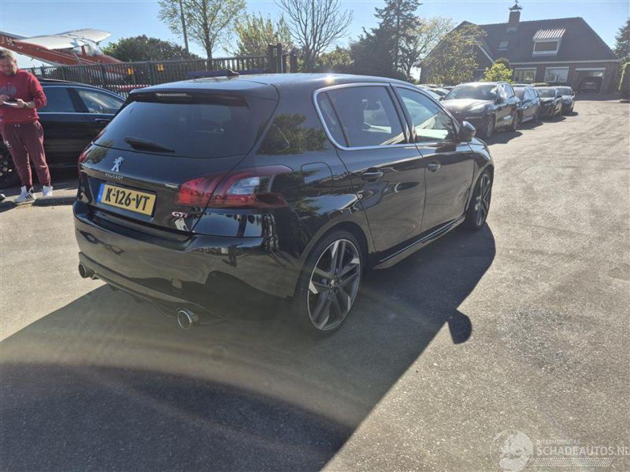 Peugeot 308 1.6 16v GTi 270