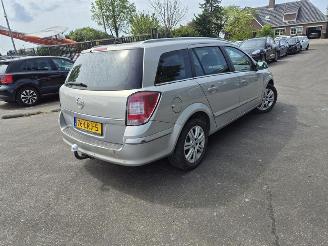 skadebil auto Opel Astra SW 1.6 16v 2010/6