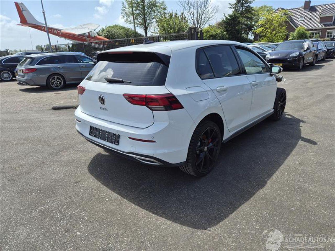 Volkswagen Golf GTE