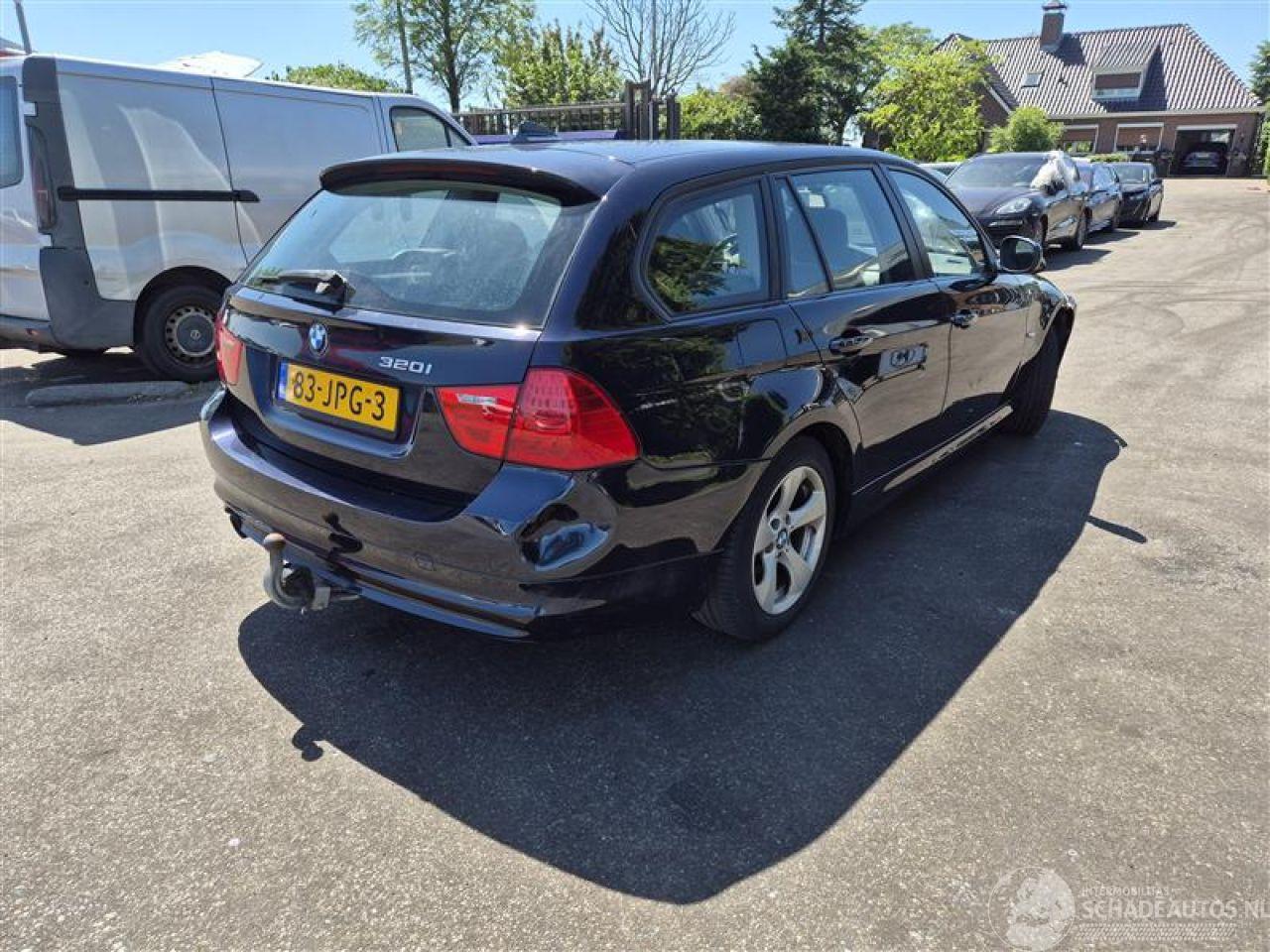 BMW 3-serie 320i Touring