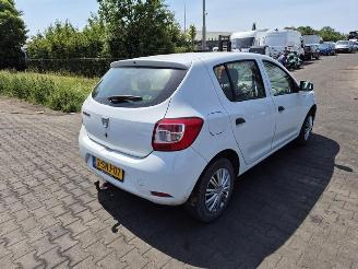 Salvage car Dacia Sandero 0.9 TCe 2013/11