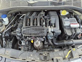 Sloopauto Citroën C4 cactus 1.2 2015/2