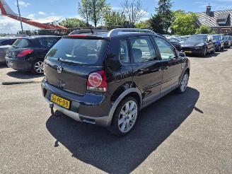 Schadeauto Volkswagen Polo Fun 1.4 16v 2004/5