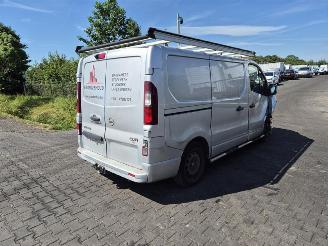 Vrakbiler bedrijf Opel Vivaro 1.6 CDTi 2017/3