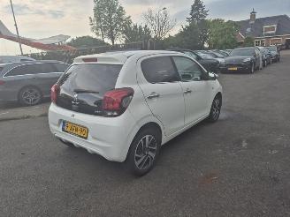 krockskadad bil auto Peugeot 108 1.0 12v 2014/7